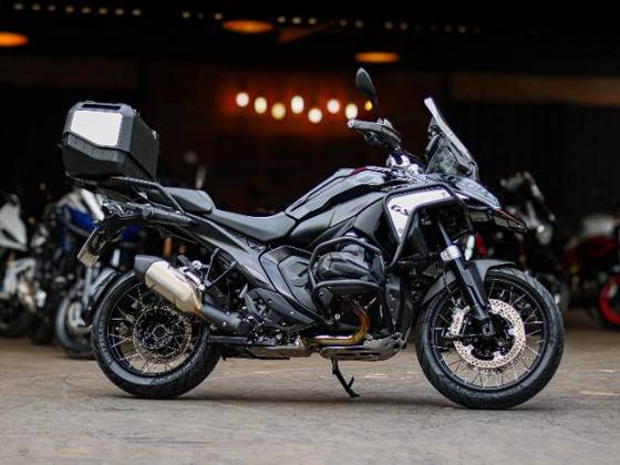 BMW R 1300 GS TRIPLE BLACK 